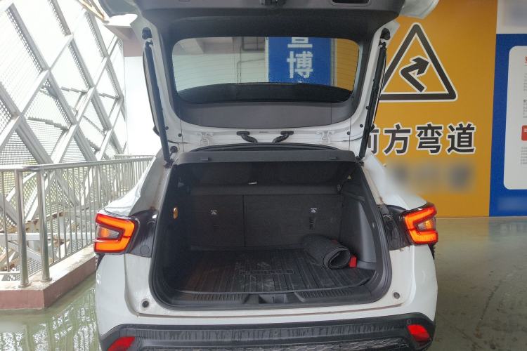 Used Chevrolet Seeker 2022 1.5T CVT RS Bee Wave Edition Trunk