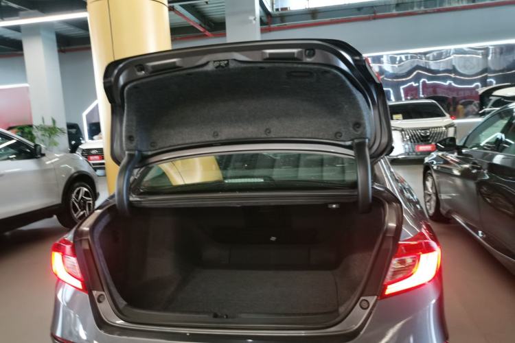 Used Honda Accord 2018 260TURBO Elite Edition China VI