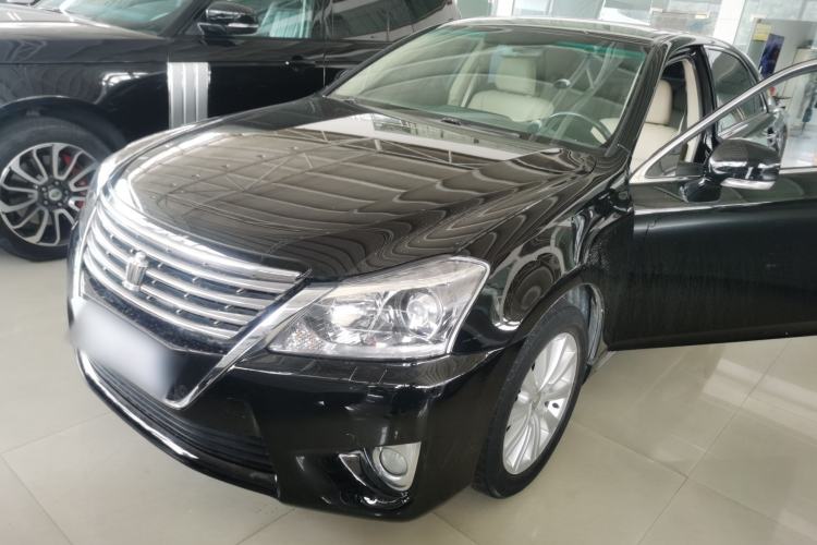 Used Toyota Crown 2012 2.5L Royal Leather Edition