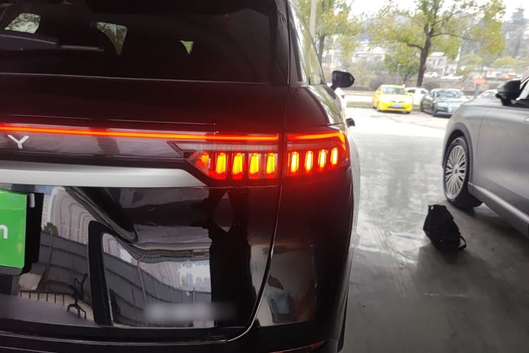 Used Chery Tiggo 9 2025 2.0T Dual-Clutch Two-Wheel Drive Luxury Edition 5 Seats