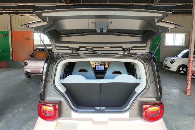 Used Chery QQ Ice Cream 2025 205km Qi Energy Version Trunk