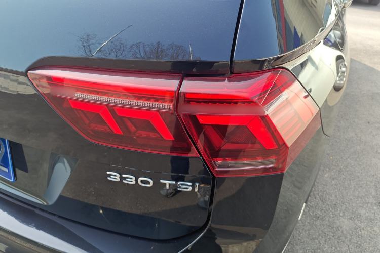 Used Volkswagen Tiguan L 2022 330TSI Automatic Two-Wheel Drive R-Line Enhanced Edition