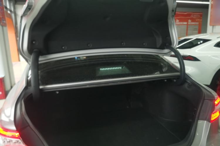 Used Toyota Camry 2021 2.0G Luxury Edition
