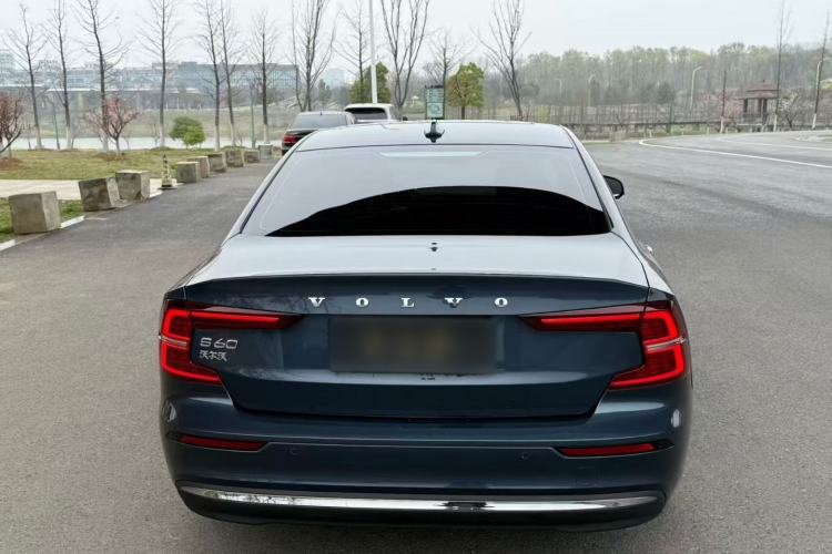 Used Volvo S60 2023 B4 Zhiyi Luxury Edition