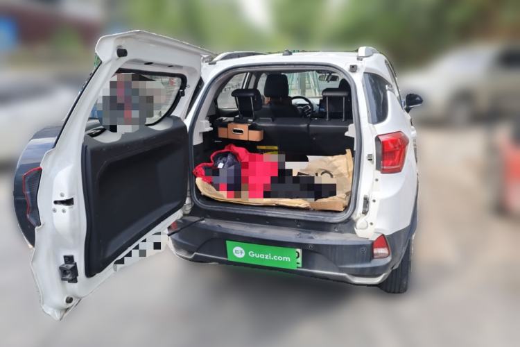 Used BYD Yuan New Energy 2019 EV360 Smart Connect Enjoyment Model Trunk