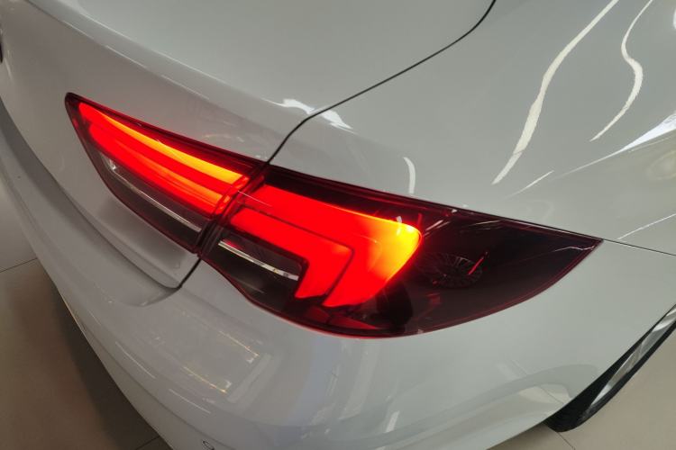 Used Buick Regal 2019 20T Elite Version China VI Standard
