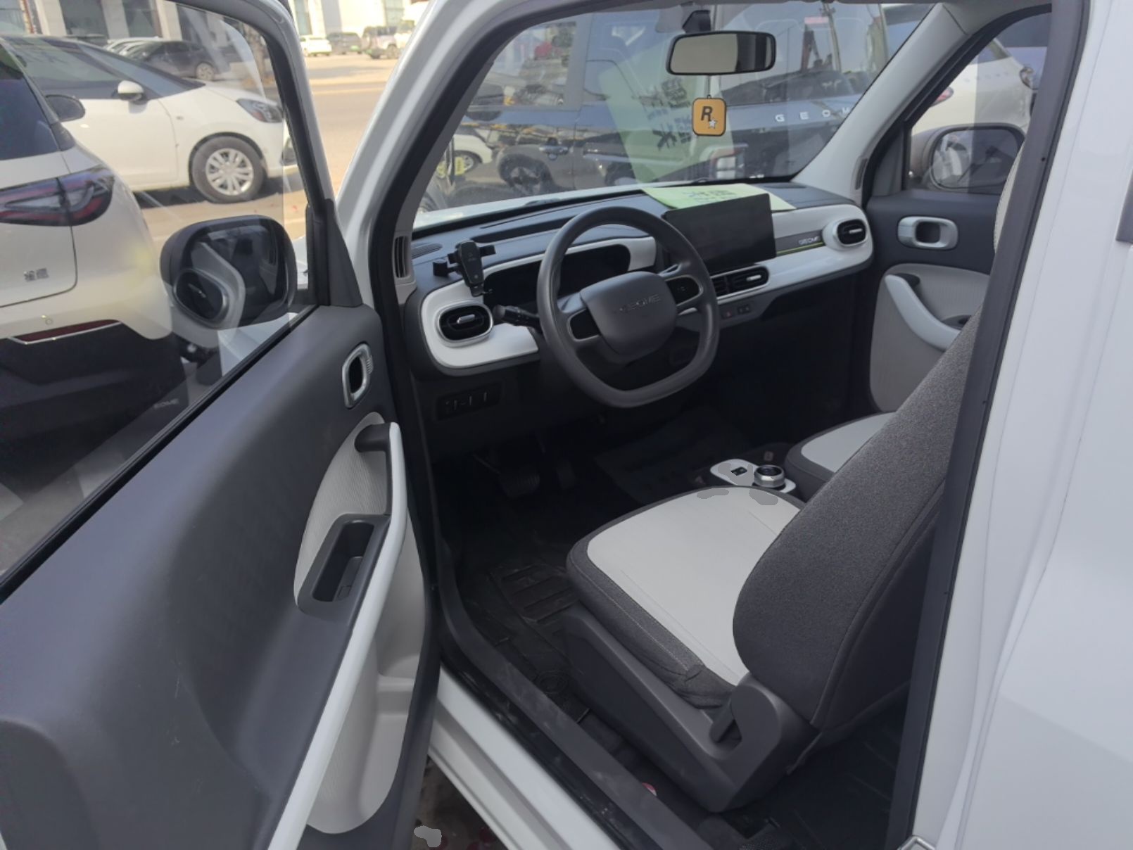Geely Galaxy Panda 2025 210 km – Yuanqi Bear — снимка 18