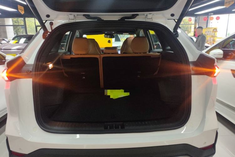 Used Geely Galaxy L7 2025 EM-i 115km Exploration+ Edition Trunk