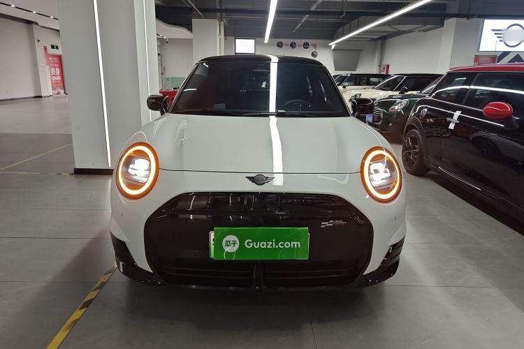 Used MINI Electric MINI COOPER 2024 452km COOPER SE Racing Driver