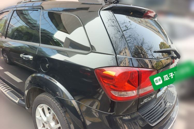 Used Dodge Journey 2013 2.4L Two-Wheel Drive Luxury Version