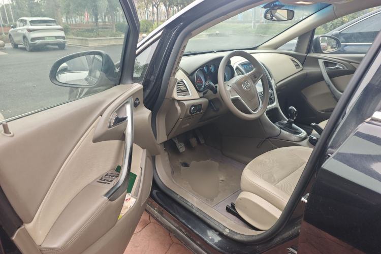 Used Buick GT 2013 GT 1.6L Manual Entry-Level Model