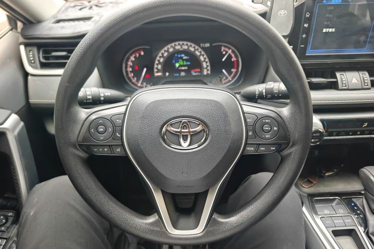 Used Toyota RAV4 2020 2.0L CVT Two-Wheel Drive Fashion Edition
