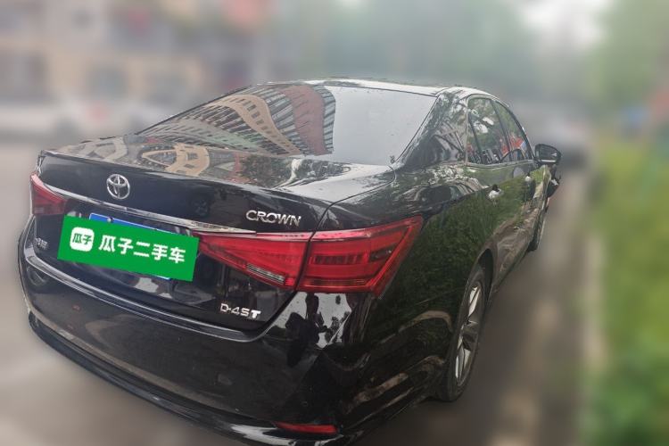 Used Toyota Crown 2015 2.0T Fashion Edition
