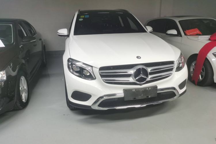 Used Mercedes-Benz GLC 2016 GLC 300 4MATIC Dynamic Model
