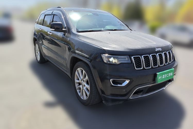 Used Jeep Grand Cherokee 2016 3.0L Elite Navigation Edition Front Right 45 Deg