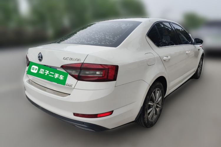 Used Skoda Octavia 2018 TSI230 DSG Comfort Edition Rear Right 45 Deg