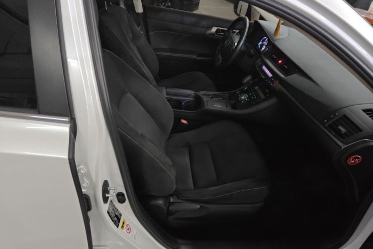 Used Lexus CT 2017 CT200h Elite Edition Solid Color China V Standard