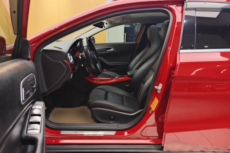 Used Mercedes-Benz GLA 2016 GLA 200 Fashion Model