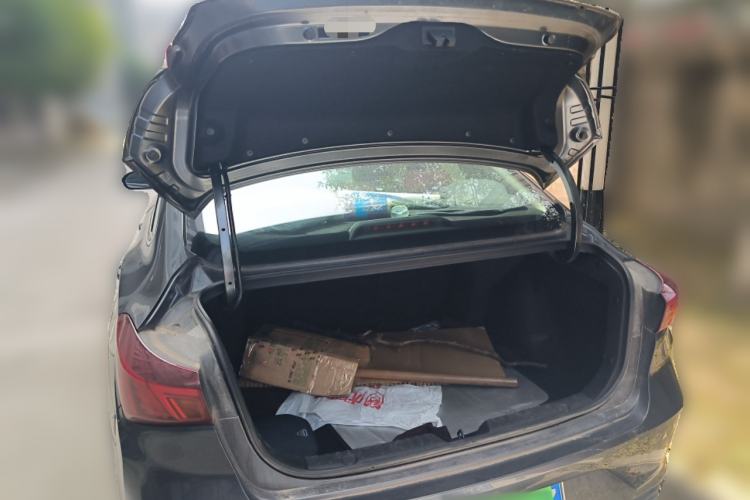 Used CHANGAN Eado 2023 Changan Edition PLUS Blue Whale NE 1.4T GDI DCT Prestige Version Trunk