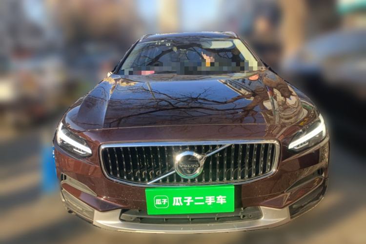 Used Volvo V90 2017 Cross Country T5 AWD Prestige Edition
