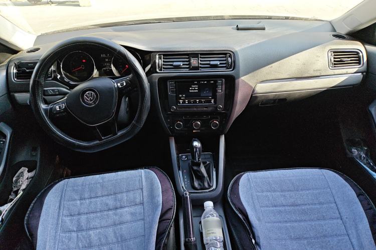 Used Volkswagen Sagitar 2017 1.6L Automatic Comfort Model
