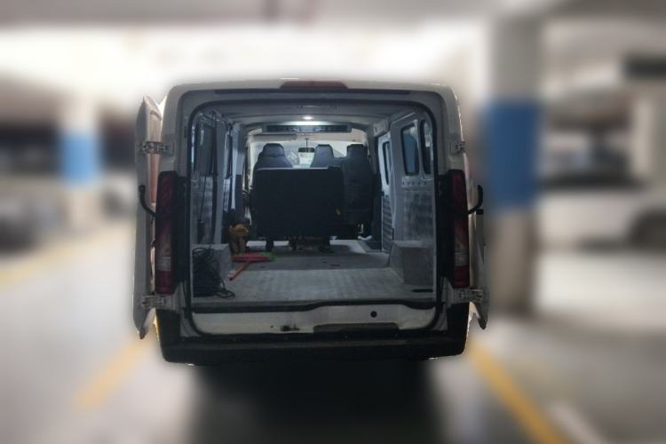 Used JMC E Fushun 2025 Model, Open Window Version, 53.58 kWh, Mid-axle, Low-roof
