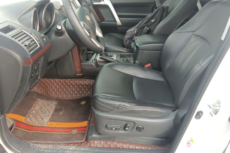 Used Toyota Prado 2014 4.0L Automatic TX-L Left Front Seat