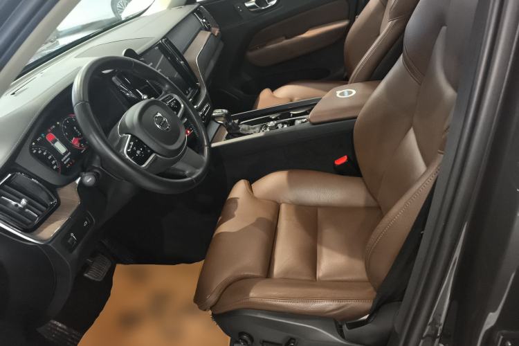 Used Volvo XC60 2018 T5 4x4 Zhiya Luxury Edition
