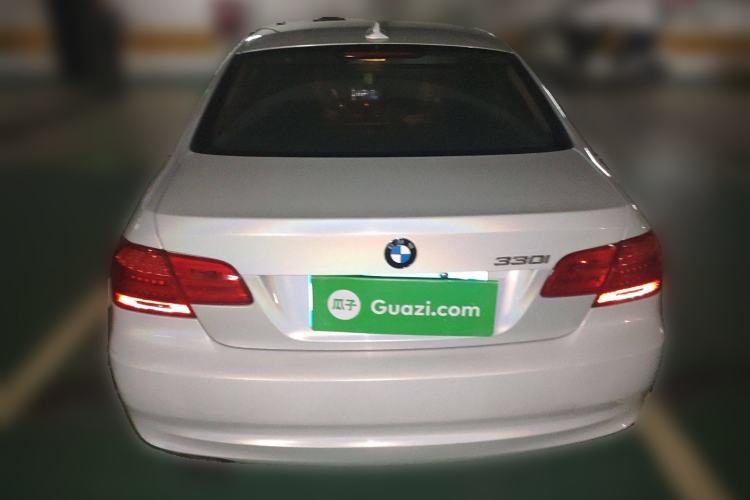 Used BMW 3 Series 2011 330i two-door coupe
