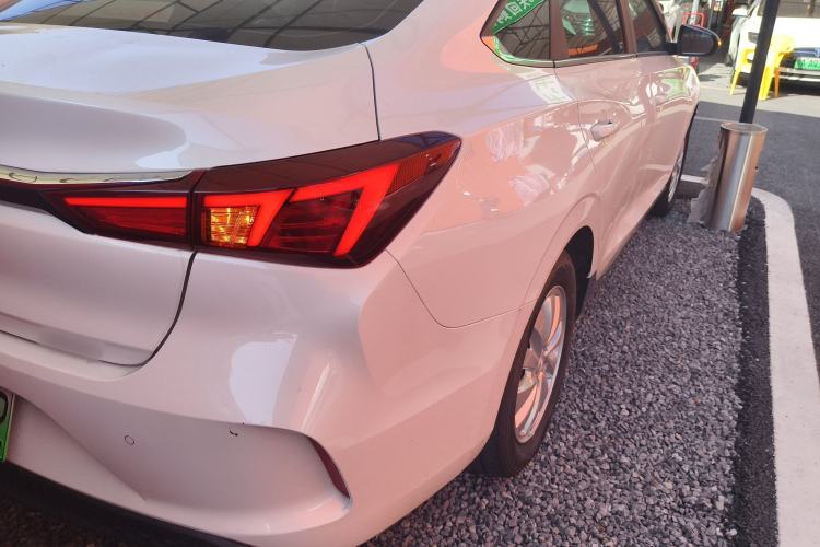 Used Changan Eado New Energy 2022 EV460 Smart Ride-Hailing Edition – Lithium Iron Phosphate
