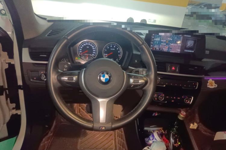 Used BMW X1 2020 xDrive25Li Luxury Edition Steering Wheel