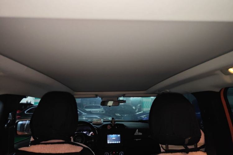 Used Jeep Renegade 2018 Connected Large Screen Version 180T Automatic Jingneng Version Headliner