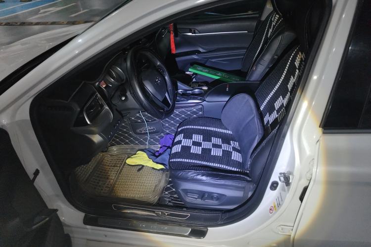 Used Toyota Camry 2018 2.5G Luxury Edition
