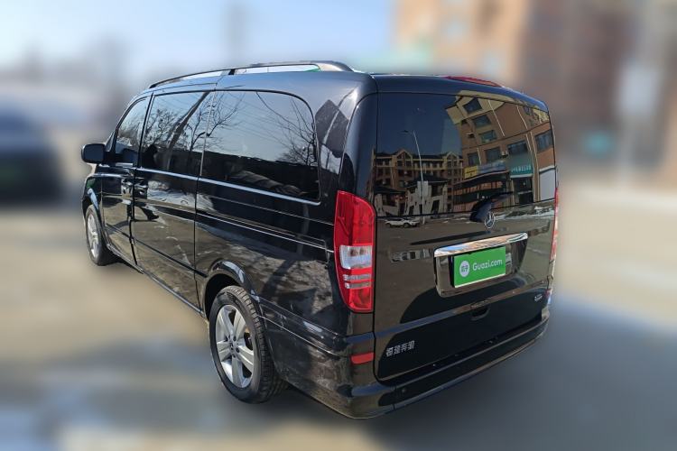Used Mercedes-Benz Viano 2013 3.0L Hospitality Edition
