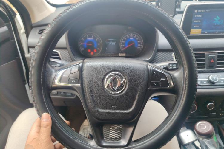 Used Dongfeng Fengon 330 2019 1.5L Manual Practical II China VI