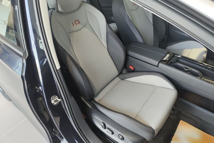 Used Volkswagen ID.7 VIZZION 2024 AIR model