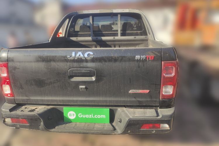 Used JAC T8 2019 2.0T Diesel Two-Wheel Drive Smart Connect Version Standard Double Cabin HFC4DB2-1D1
