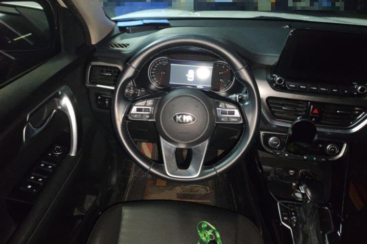 Used Kia Sportage R 2018 2.0L Automatic Smart Luxury Version China V Standard Steering Wheel