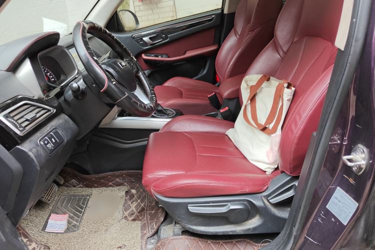 Used Zotye Domy X5 2017 Upgraded Model 1.5T CVT ZhiXian Edition Left Front Seat