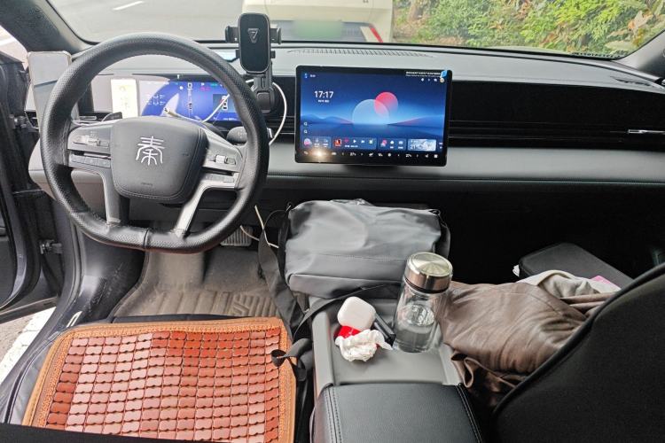 Used BYD Qin L 2025 EV 545KM Beyond Version Center Console