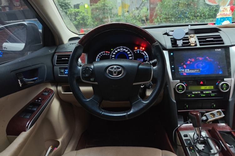 Used Toyota Camry 2013 2.0G Comfort Edition
