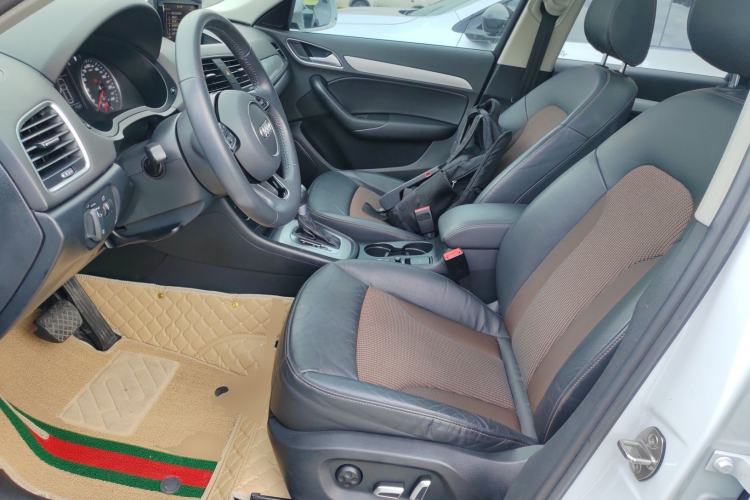 Used Audi Q3 2018 30th Anniversary Edition 30 TFSI Fashion Model Left Front Seat