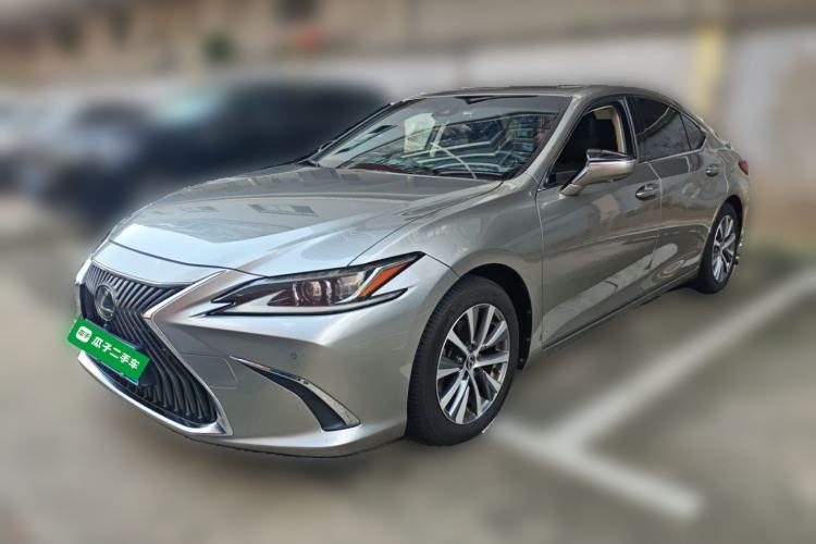 Used Lexus ES 2018 200 Excellence Edition China V Standard Guazi used car, China used car export, Used car for sale, Used  cars, Cheapest cars for sale