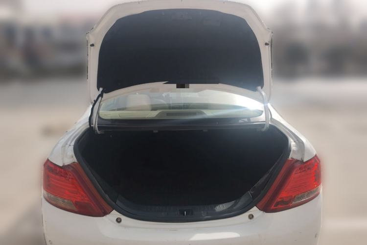 Used BYD e5 2017 300 Prestige Edition