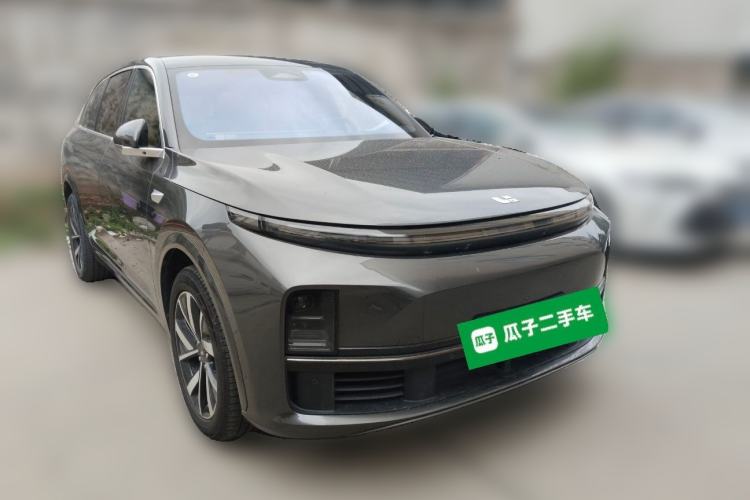 Used Li Auto L7 2023 Air model Front Right 45 Deg