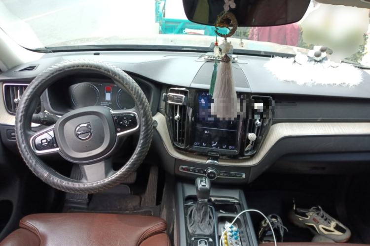 Used Volvo XC60 2020 T5 4x4 Smart Luxury Edition