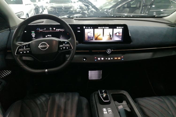 Used Nissan ARIYA 2022 Four-Wheel-Drive High-Performance Top-Tier Model Center Console