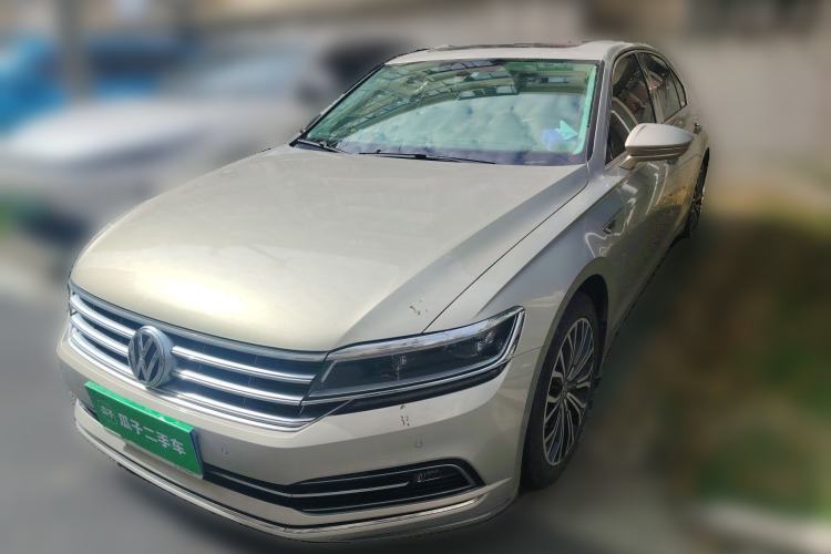 Used Volkswagen Phideon 2016 380TSI Two-Wheel-Drive Luxury Edition