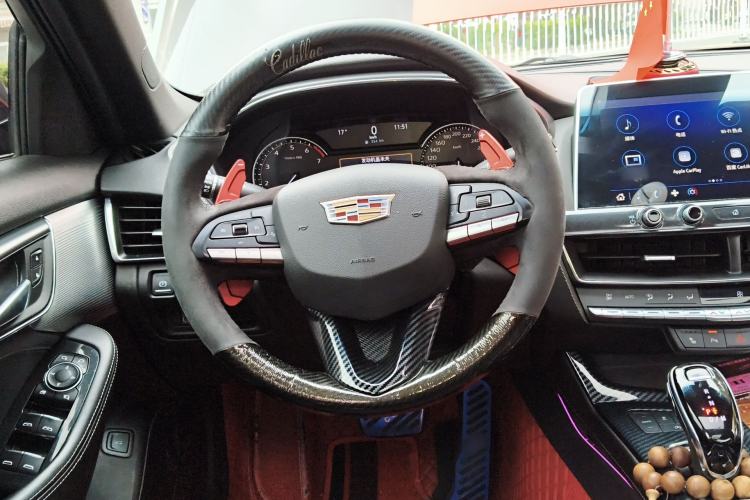 Used Cadillac CT5 2021 28T Luxury Model Steering Wheel