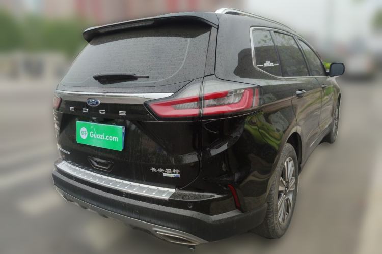 Used Ford Edge 2021 PLUS EcoBoost 245 Two-Wheel-Drive Platinum Edition 5 Seats Rear Right 45 Deg